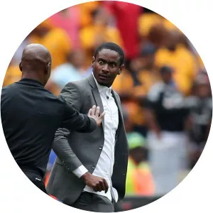 Julius Sono photograph