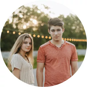 Juna N Joey - Singer