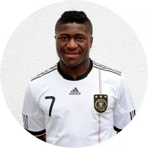 junior ebot-etchi - Football player