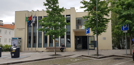Junta de Freguesia de Marco - Local government office in Marco de Canaveses, Portugal