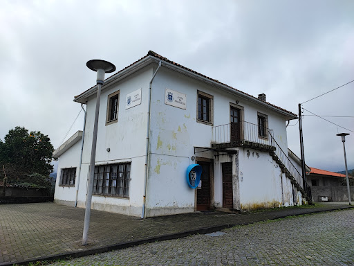 Junta de Freguesia de Meixedo - Local government office in Portugal