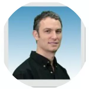 Justin Cheen photograph