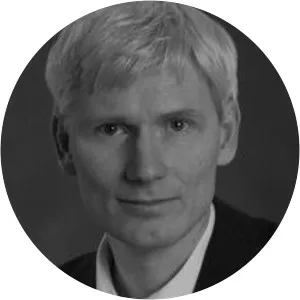 Kai Artinger - Author