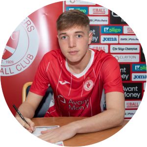 Kailin Barlow - Football player