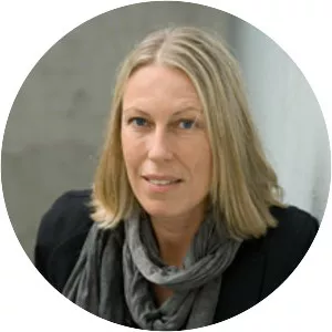 Kajsa Lindberg - Author