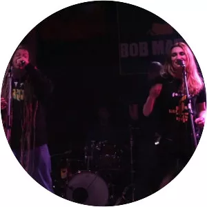 Kako Synapantima - Musical group