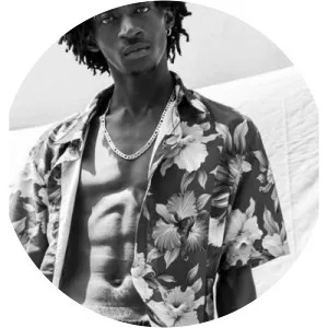 Kaley Bag - Musical artist