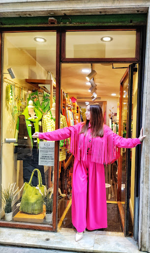 KALI abbigliamento - Dress store in Genoa, Italy