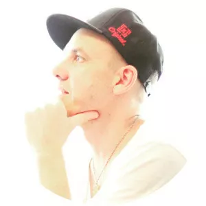 Kalju Tonuma - Australian music performer