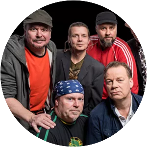 Kalle Baah - Musical group