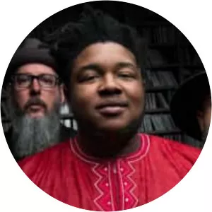 Kalu and The Electric Joint - Musical group