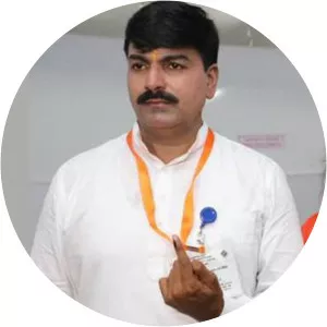 Kamini Shewale - Rahul Shewale's wife