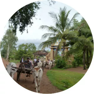 Kampong Tralach District