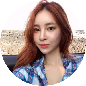 Kang Hye-yeon - Singer