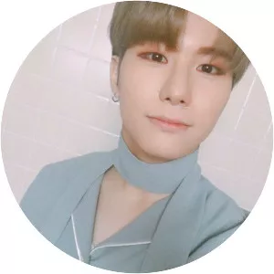 Kang Seung-sik - Vocalist