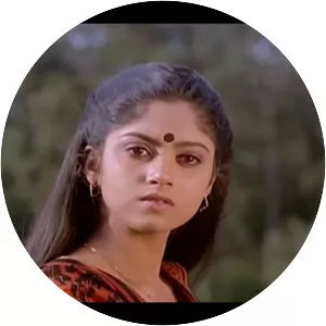 Kanna Unnai Thedukiren