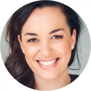 Kanoa Lloyd - Television presenter