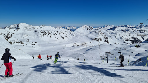 Kapaunsbahn Bergstation - Mountain cable car in Austria