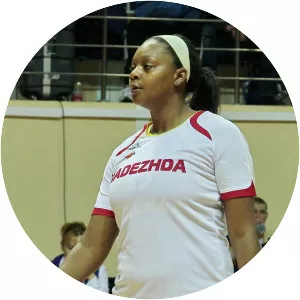 Kara Braxton - American professional basketball player