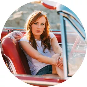 Kara Connolly - Musical artist