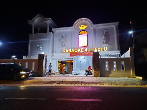 Karaoke 4U - For U - Karaoke bar