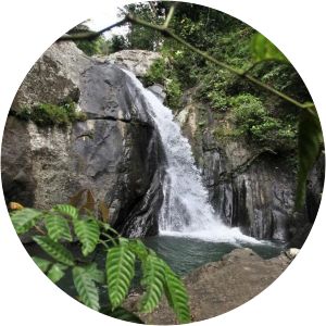 karawa waterfall ujung tape