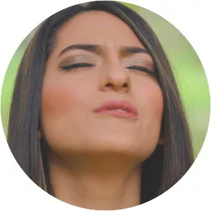 Karen Cruzado - Musical artist