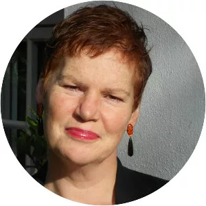 Karen Leeder - British author