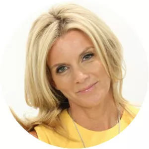 Karen Moyer - Jamie Moyer's wife