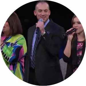 Karen Peck and New River - Musical group