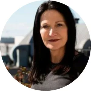 Karen Sessions photograph