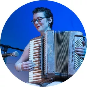 Karen Tweed - Musical artist