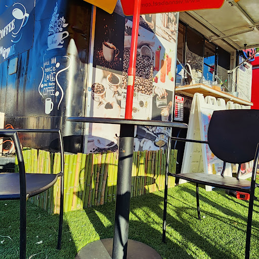 KARIBU COFFEES CAFE - Coffee shop