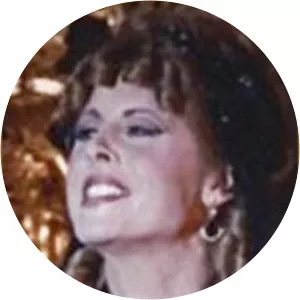 Karin Calabro - Actress