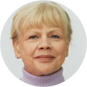 Karin Düwel - Actress