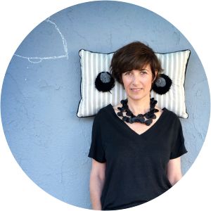 karine thiboult - Author