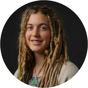 Karis Schneider photograph