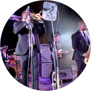 Karl Denson's Tiny Universe