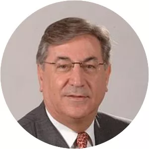 Karmenu Vella