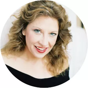 Karol Bennett - Musical artist