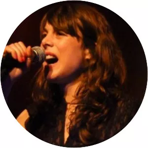 Karoline De La Serna