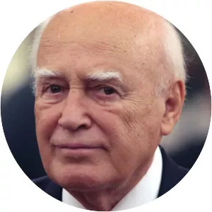 Karolos Papoulias