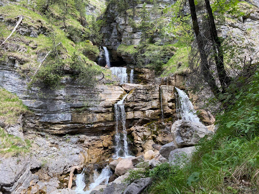 Karstquelle Kuhflucht - Hiking area in Farchant, Germany