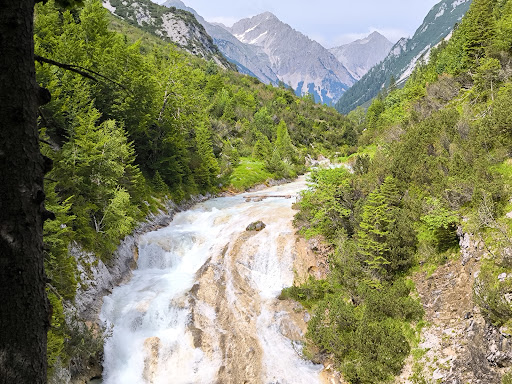 Karwendelsteg Wasserfall - Tourist attraction in Austria