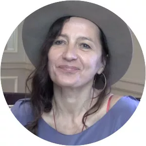 Kasia WalickaMaimone