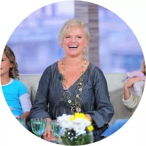 Kaszmir Amber Figura-Schoenhals