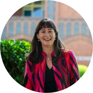 Kate Hadwen - Author