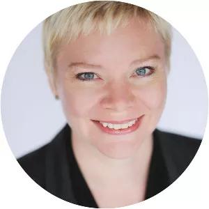 Kate Heartfield photograph