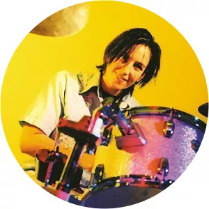 Kate Schellenbach - American musician