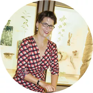 Kathrin Grotz - Historian